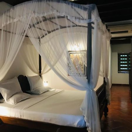 Palm Garden Village Hotel Anurâdhapura Extérieur photo