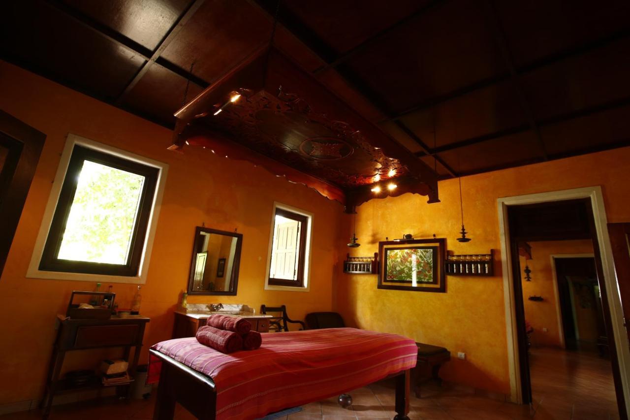 Palm Garden Village Hotel Anurâdhapura Extérieur photo